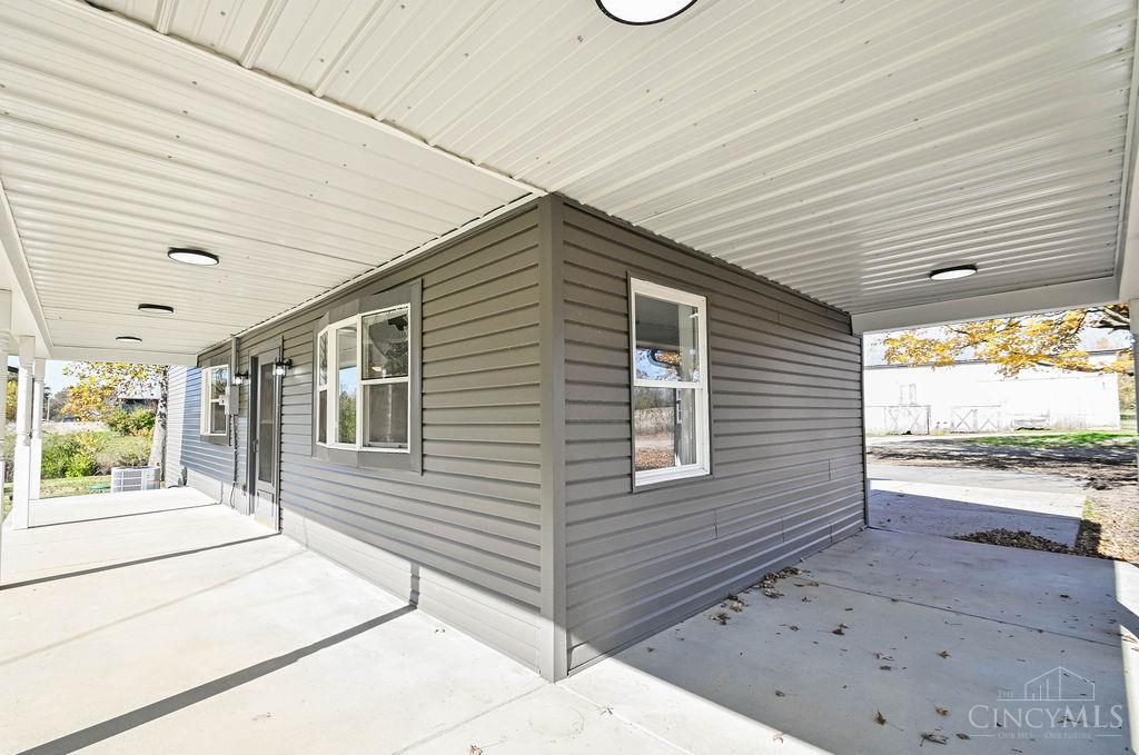 1950 W Taylor School Road