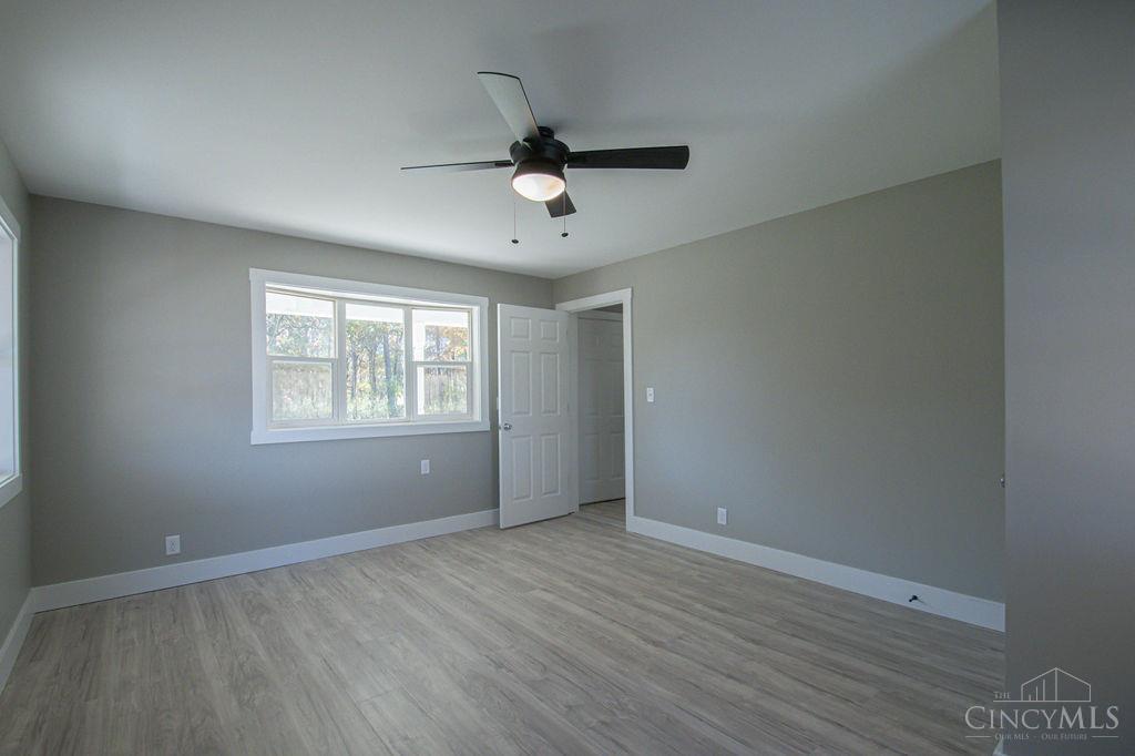 1950 W Taylor School Road