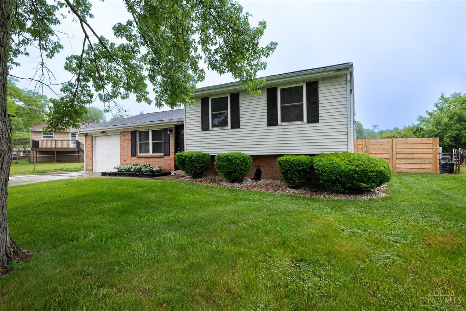 10336 Season Drive, Colerain Twp, Ohio image 8