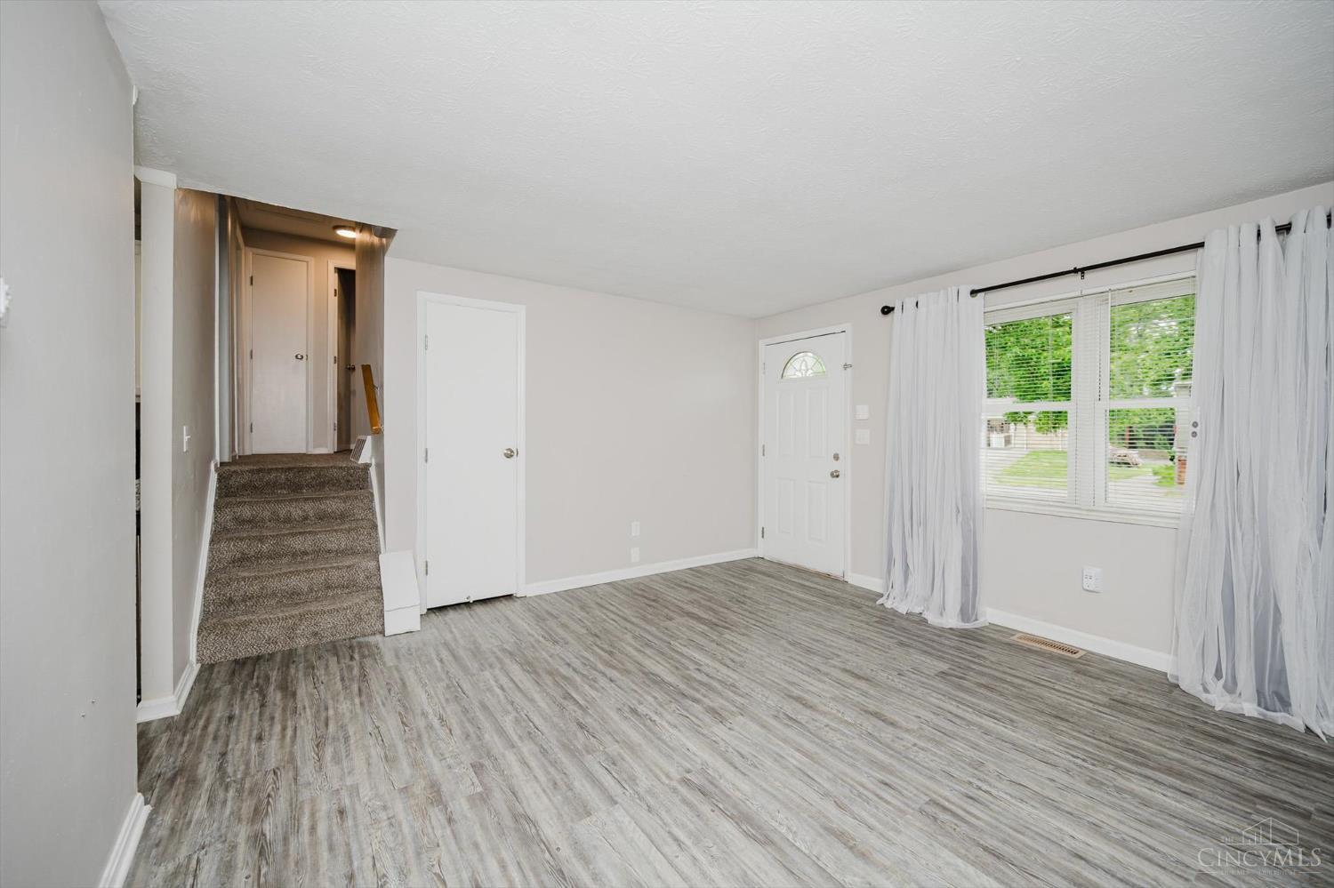 10336 Season Drive, Colerain Twp, Ohio image 11