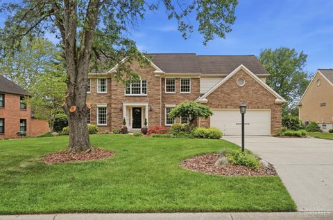 Photo of 125 Pheasantlake Drive, Loveland, OH 45140 (MLS # 1876181)