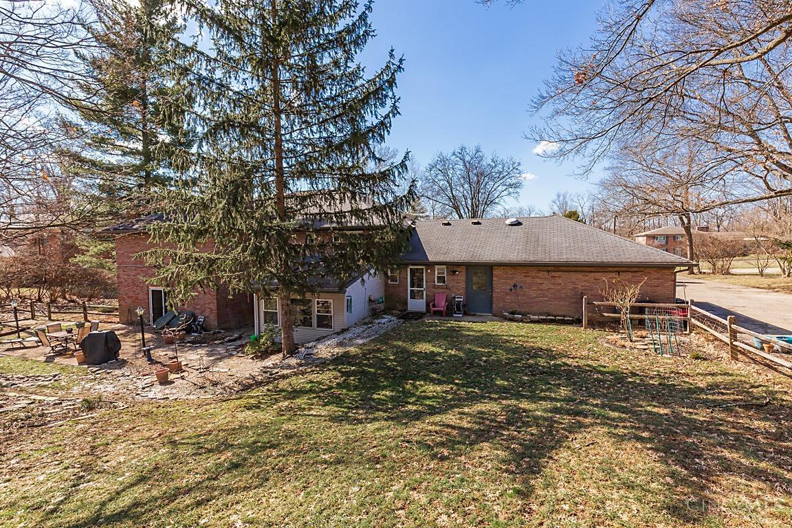 8460 Crestdale Court, Amberley, Ohio image 27