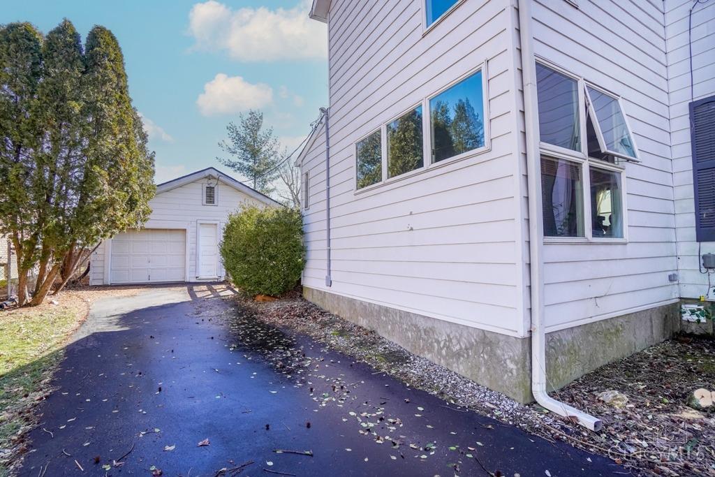 1382 Voll Road, Anderson Twp, Ohio image 38