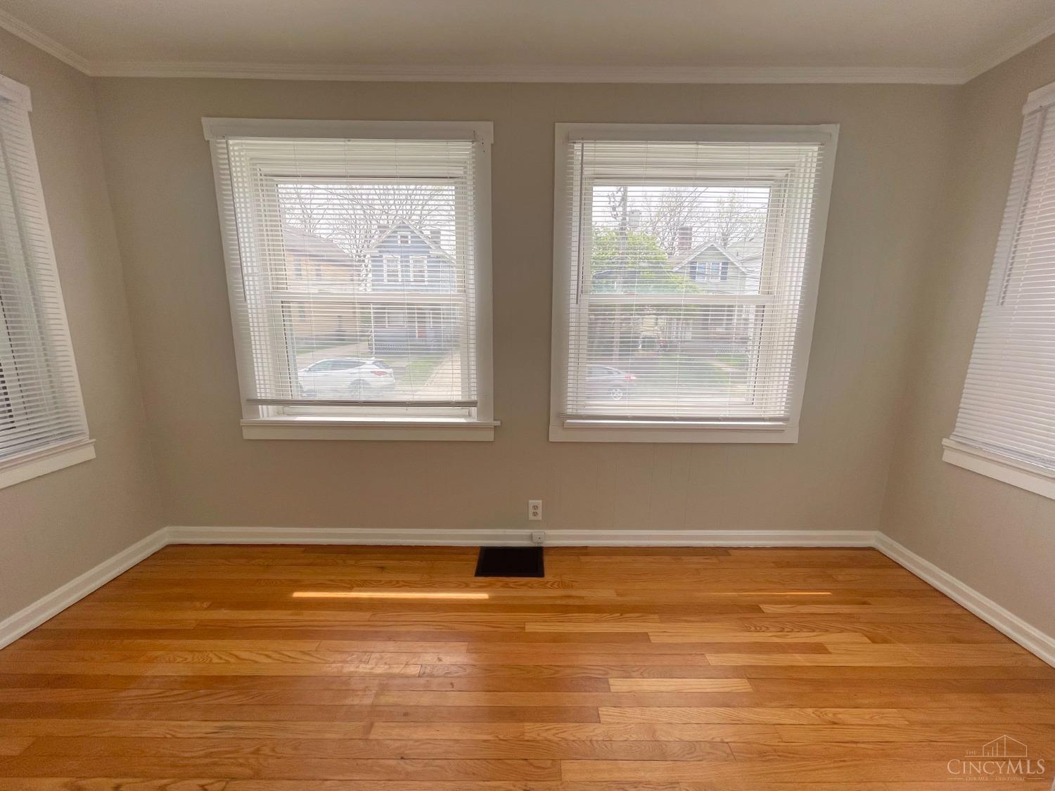 3442 Cardiff Avenue, Cincinnati, Ohio image 8