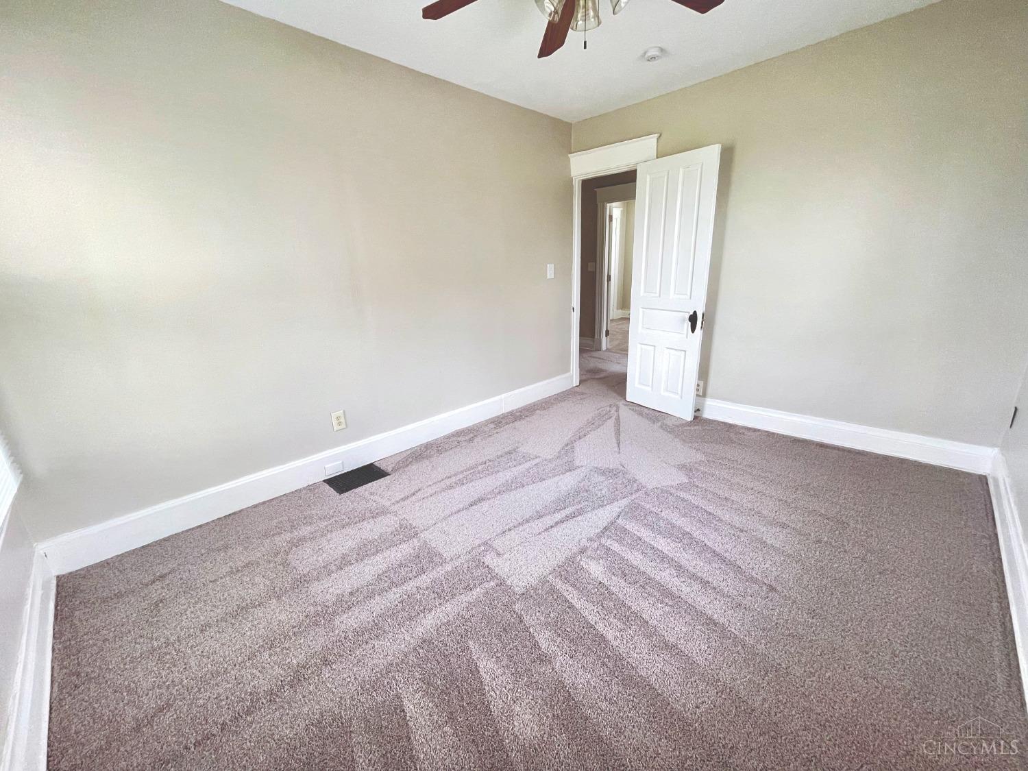 3442 Cardiff Avenue, Cincinnati, Ohio image 16