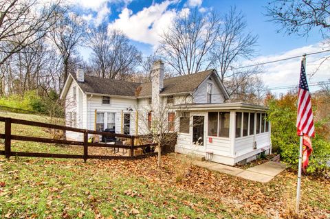 Photo of 7249 State Road, Anderson Township, OH 45230 (MLS # 1863379)