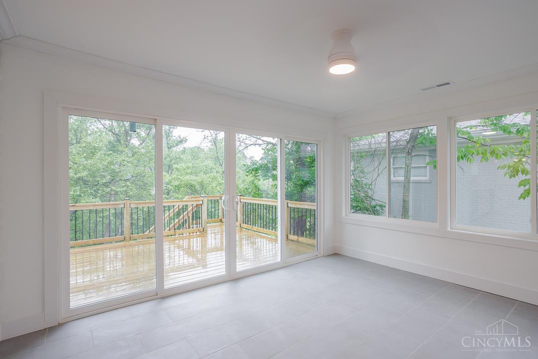 5400 Donjoy Drive, Blue Ash, Ohio image 6