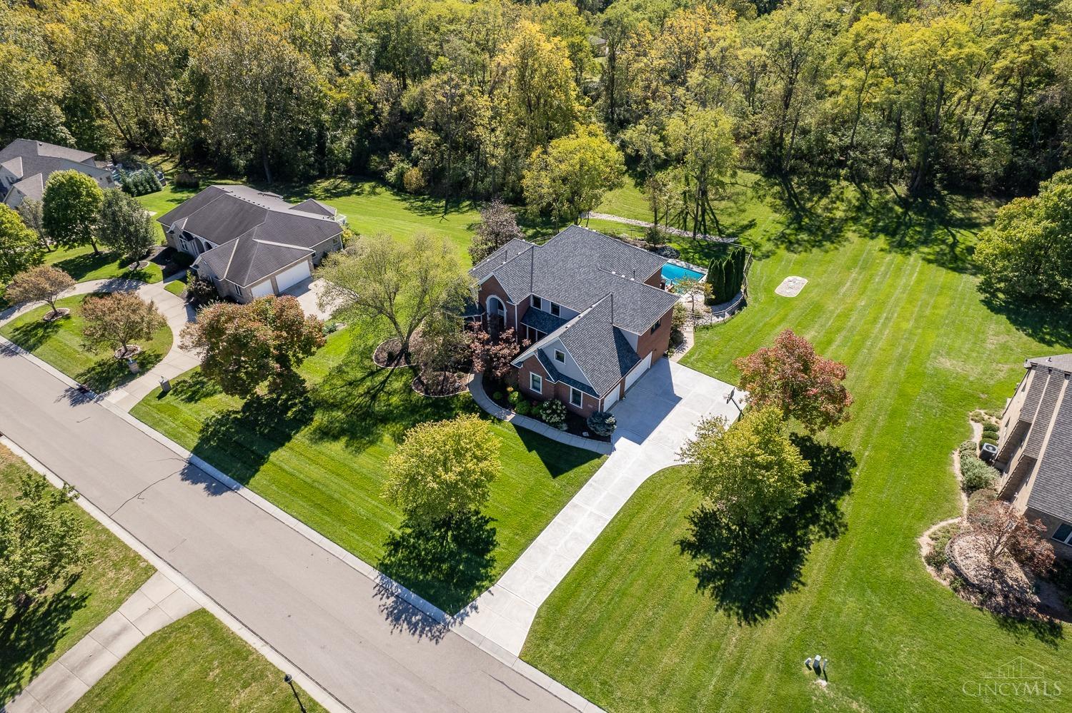 7151 High Pointe Lane, Green Twp, Ohio image 38