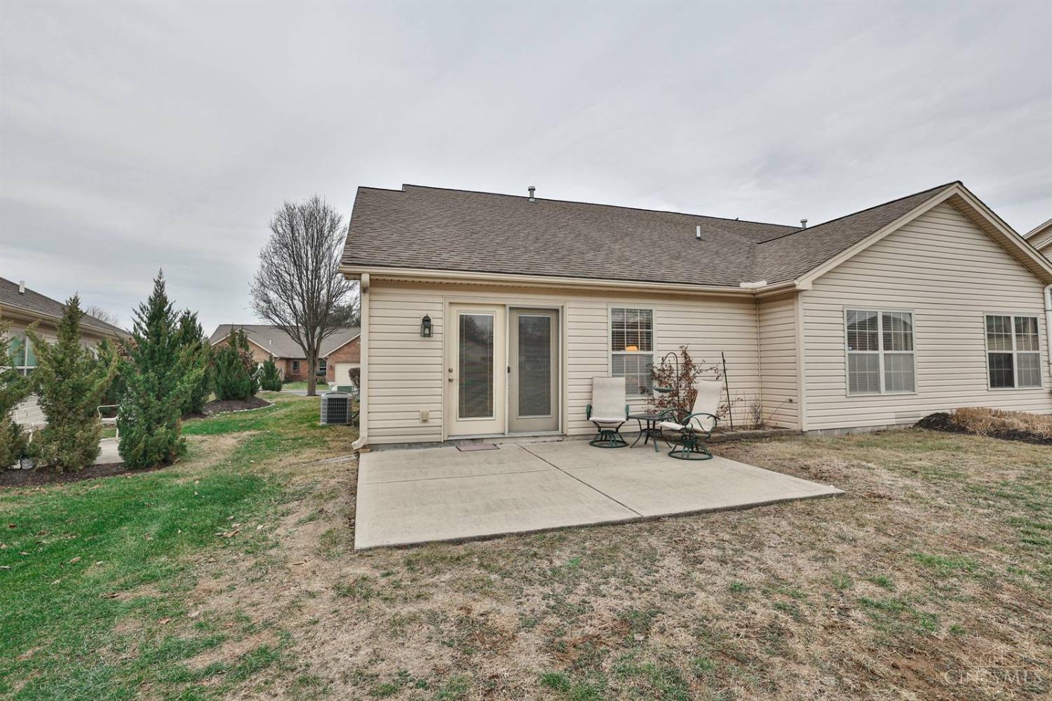 806 Carriage Lane, Trenton, Ohio image 24