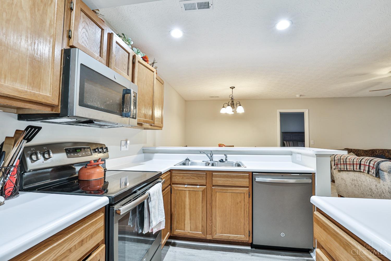 11555 Regency Square Court #2, Colerain Twp, Ohio image 11