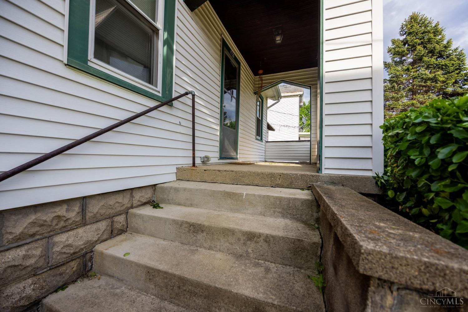 1720 Mills Avenue, Norwood, Ohio image 2