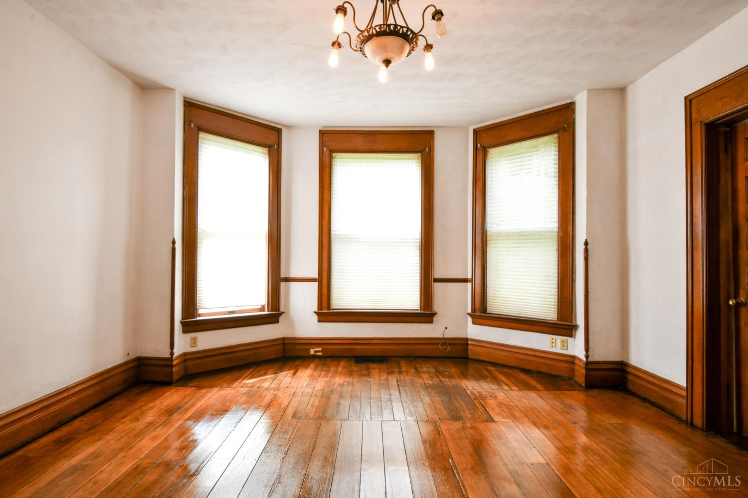 Springfield Twp., Ohio 45504, United States, 4 Bedrooms Bedrooms, ,2 BathroomsBathrooms,Residential,Active,246664