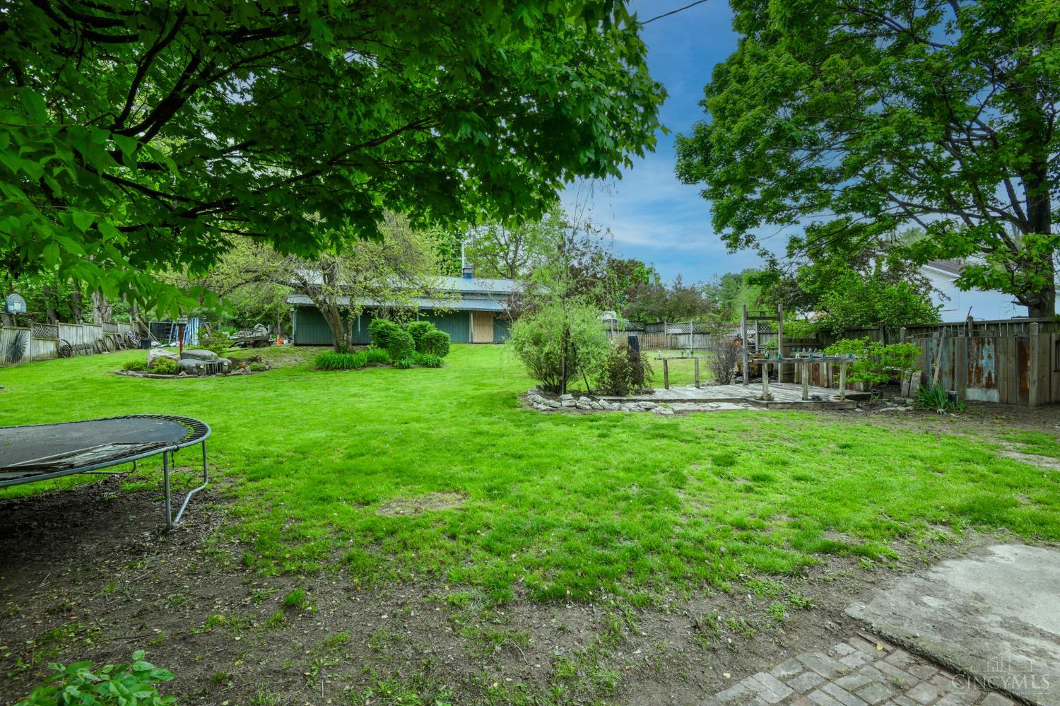 Springfield Twp., Ohio 45504, United States, 4 Bedrooms Bedrooms, ,2 BathroomsBathrooms,Residential,Active,246664