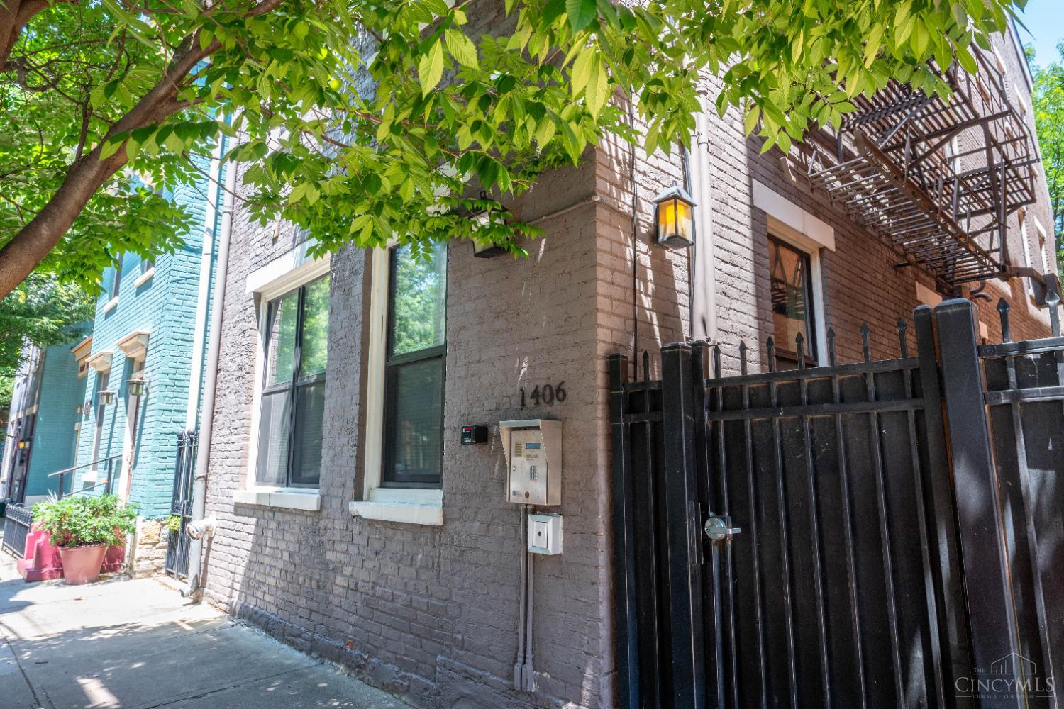 1406 Republic Street 302