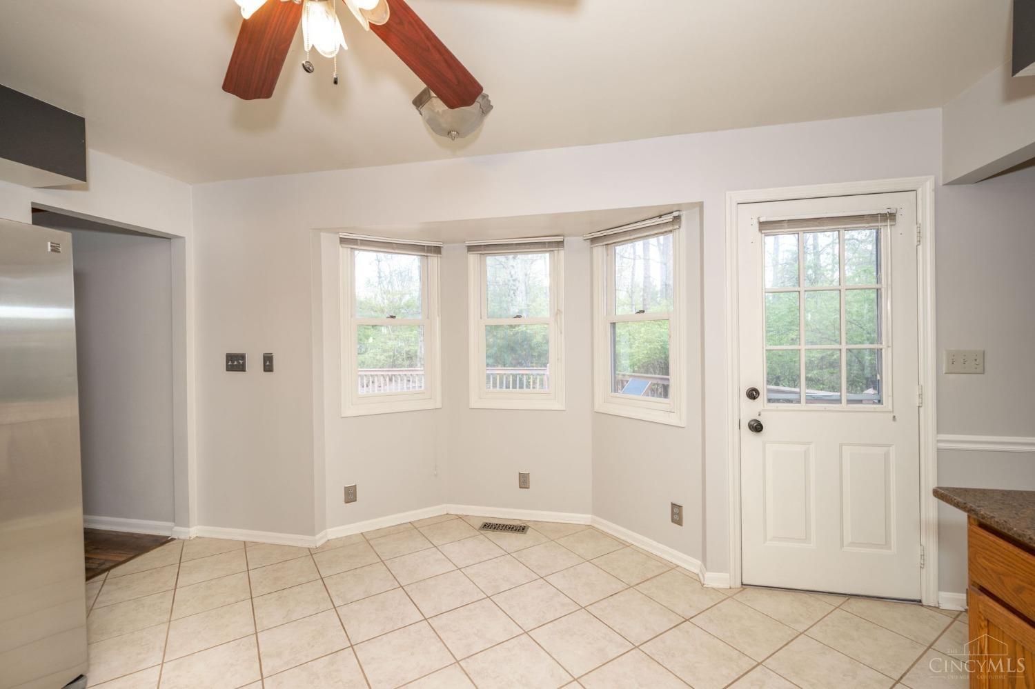 5708 Whistling Wind Lane, Miami Twp, Ohio image 16