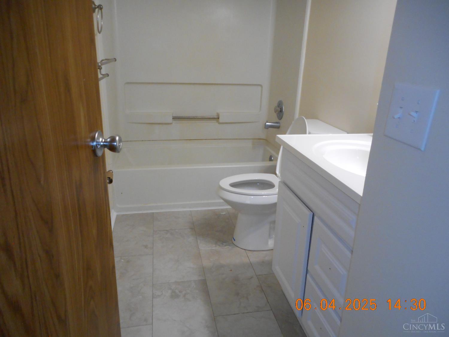 3283 Paprika Court, Colerain Twp, Ohio image 13