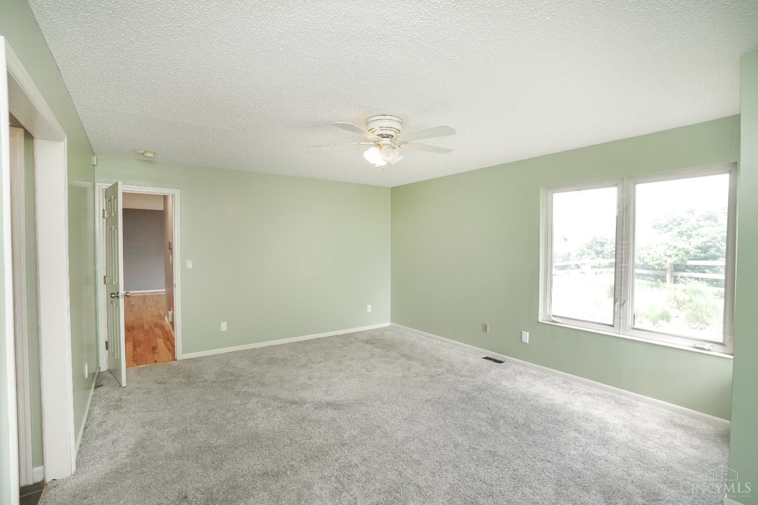 8107 Serenity Lake Drive, Liberty Twp, Ohio image 21