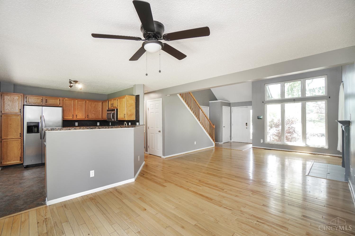 8107 Serenity Lake Drive, Liberty Twp, Ohio image 13