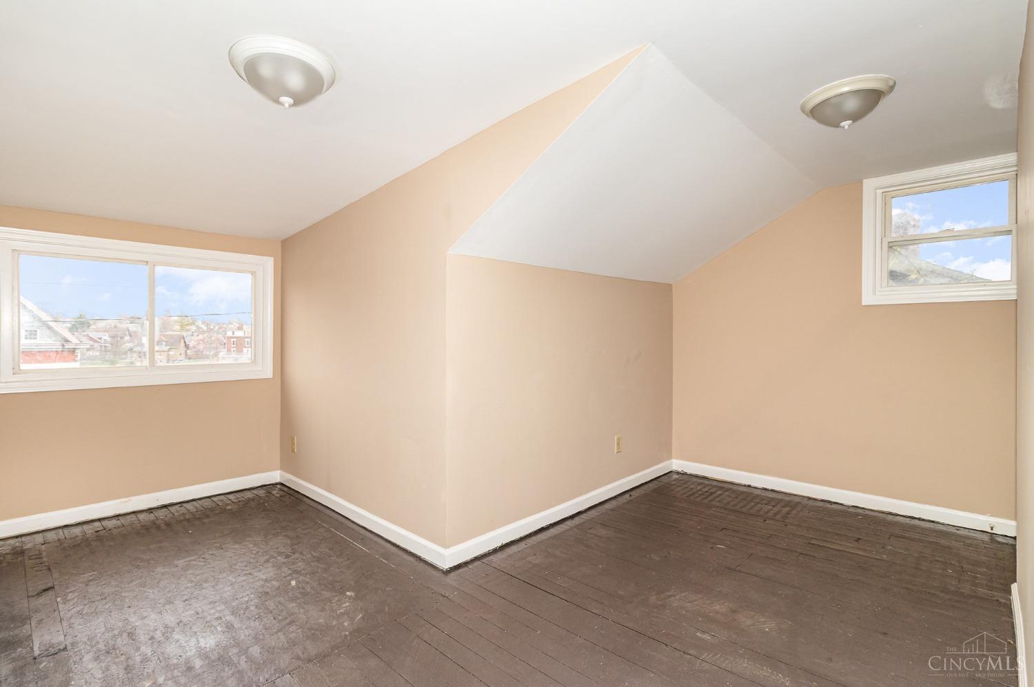 4417 Colerain Avenue, Cincinnati, Ohio image 17