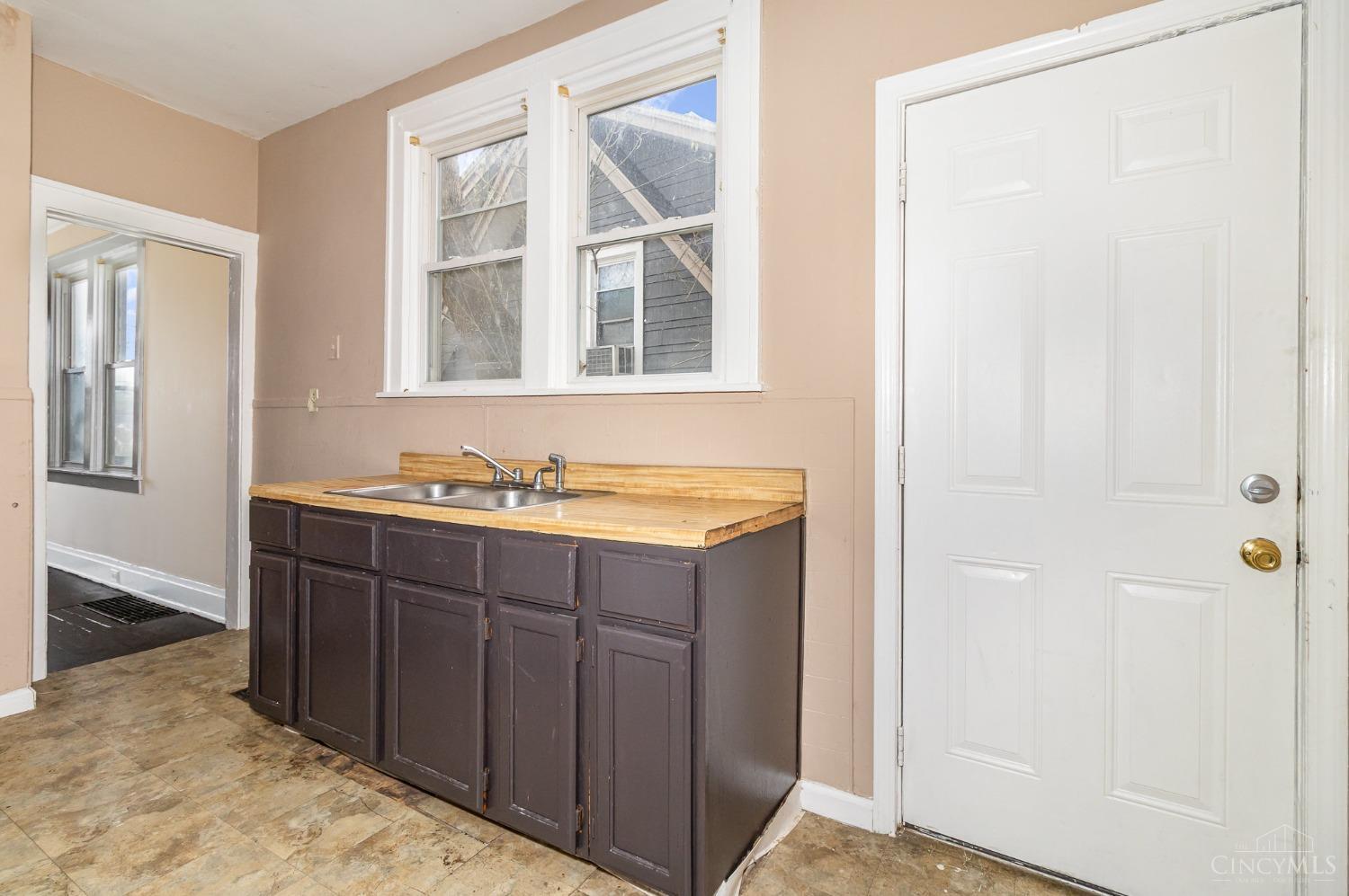 4417 Colerain Avenue, Cincinnati, Ohio image 10