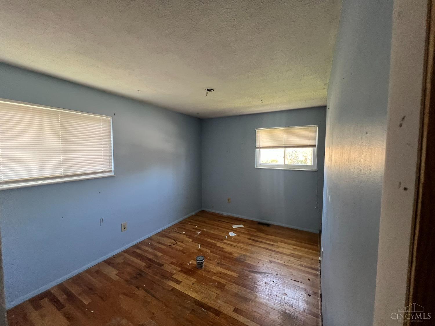 11328 Templeton Drive, Colerain Twp, Ohio image 4