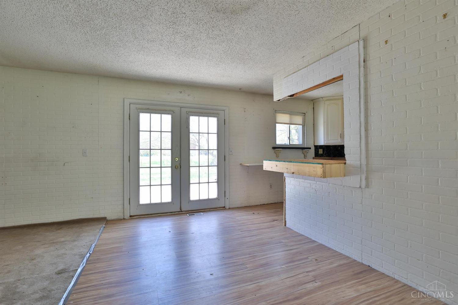 11328 Templeton Drive, Colerain Twp, Ohio image 17