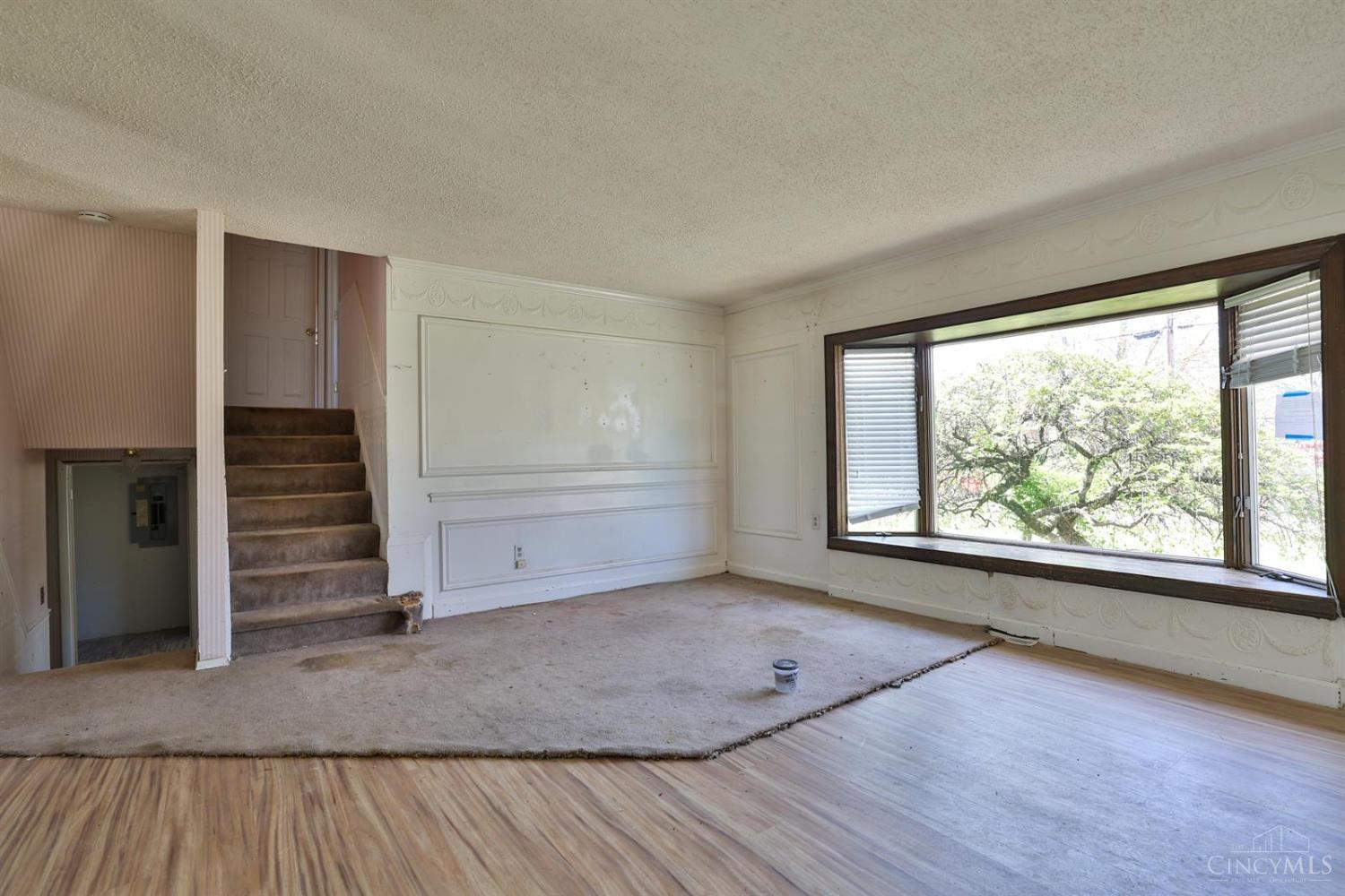 11328 Templeton Drive, Colerain Twp, Ohio image 8