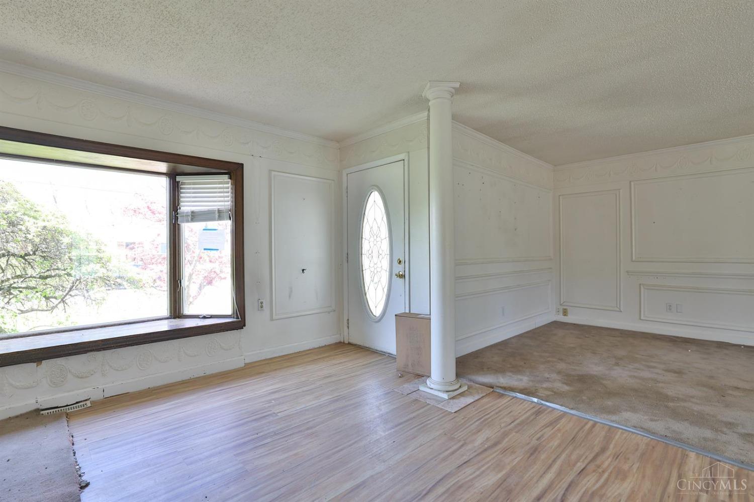 11328 Templeton Drive, Colerain Twp, Ohio image 3