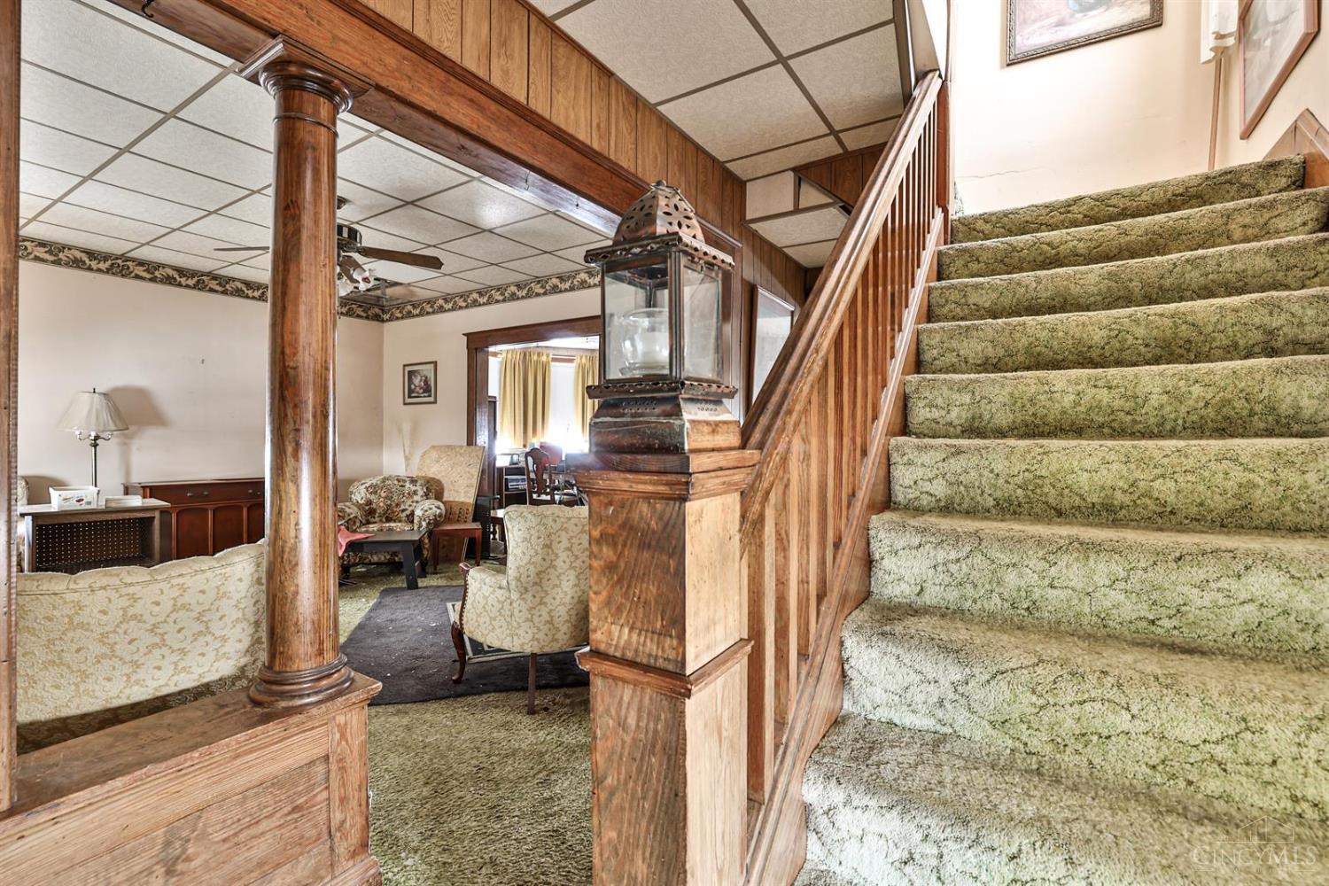 1924 Shollenberger Avenue