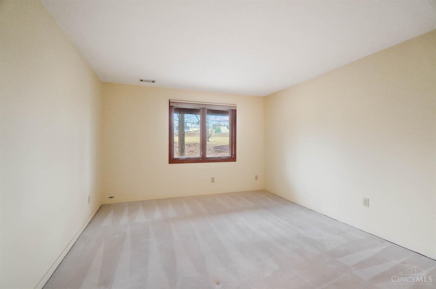 47 Carpenters Ridge Rdg, Blue Ash, Ohio image 48