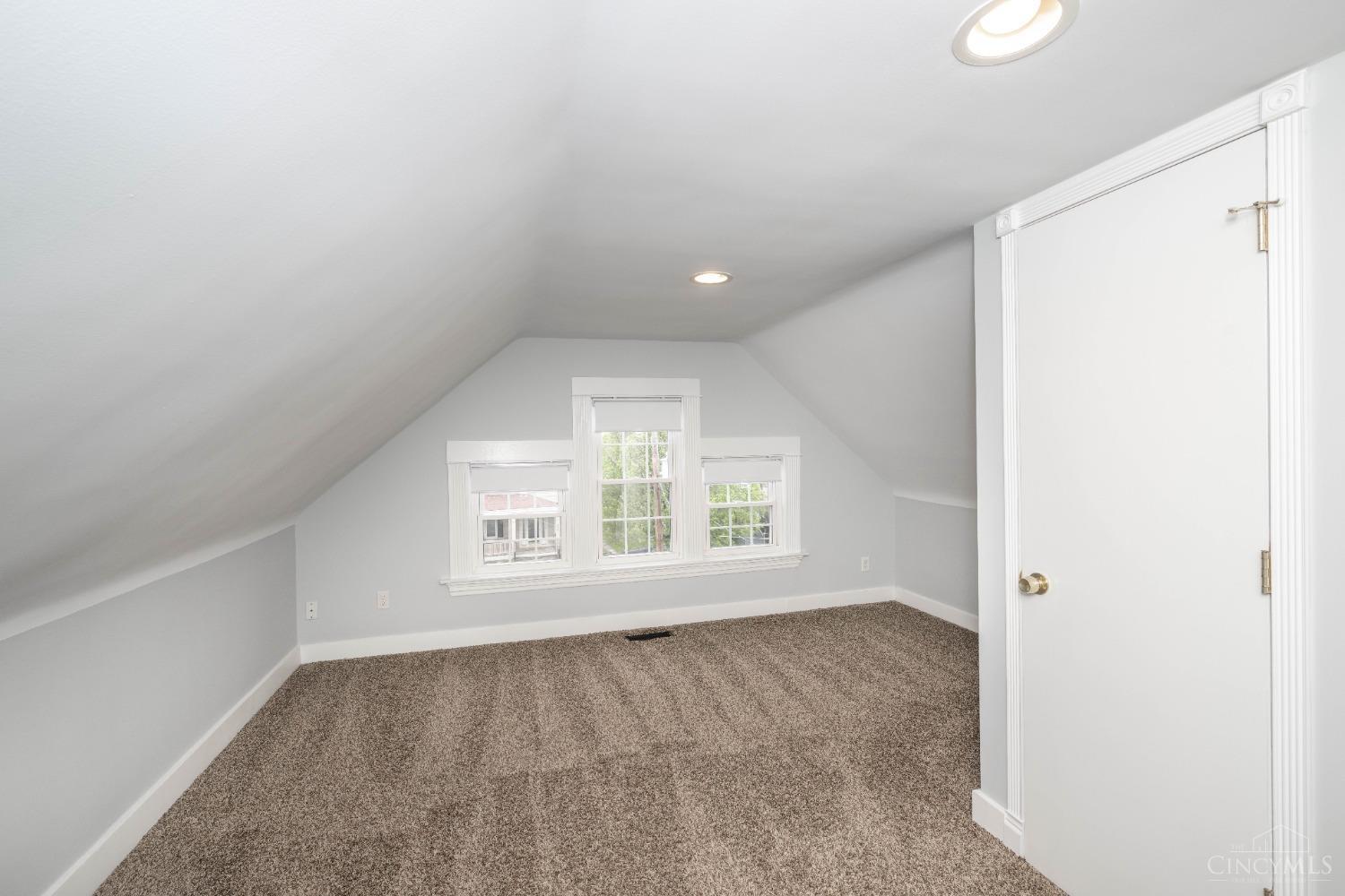 3954 Spencer Avenue, Norwood, Ohio image 22