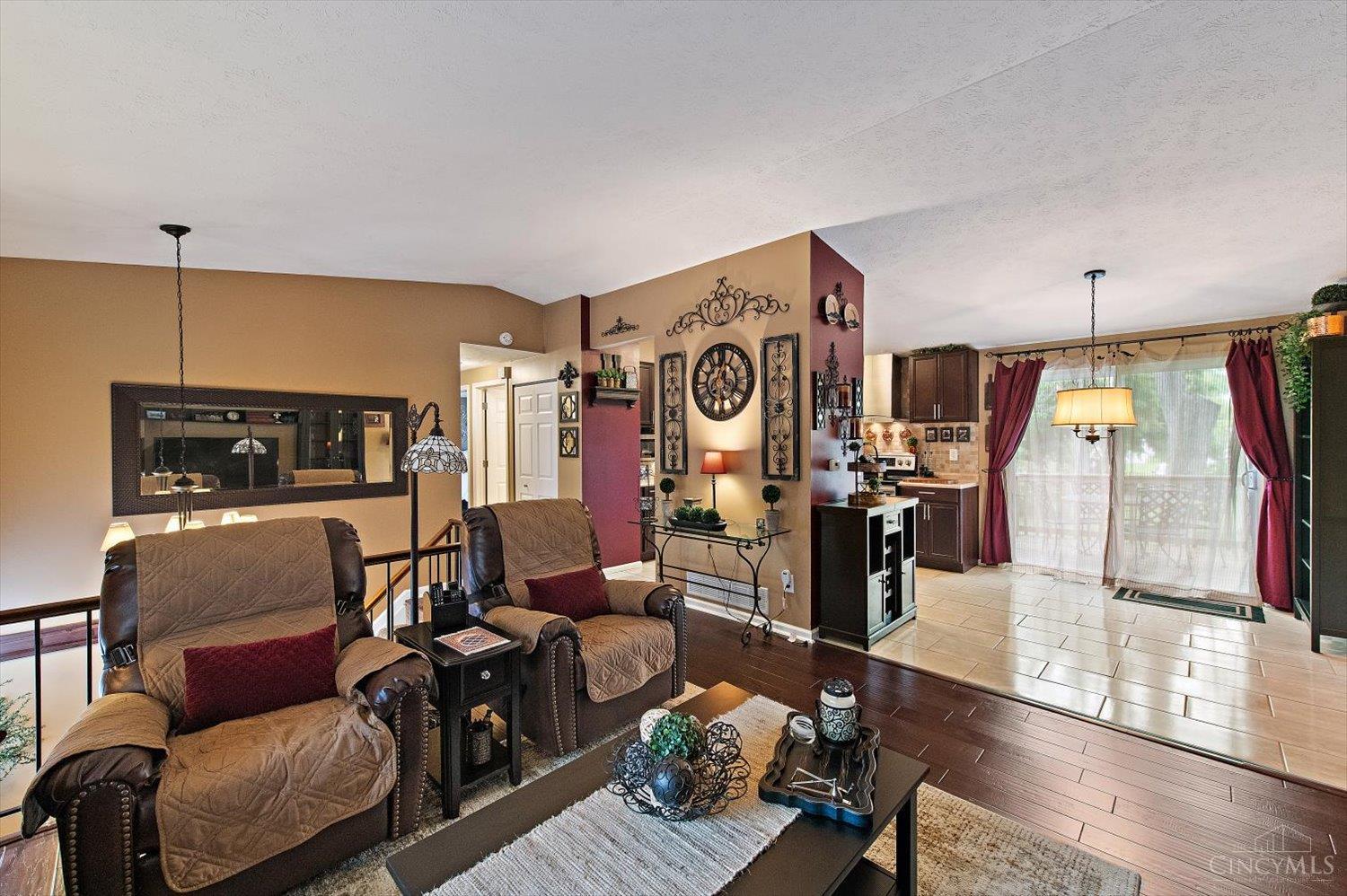 3036 Glenaire Drive