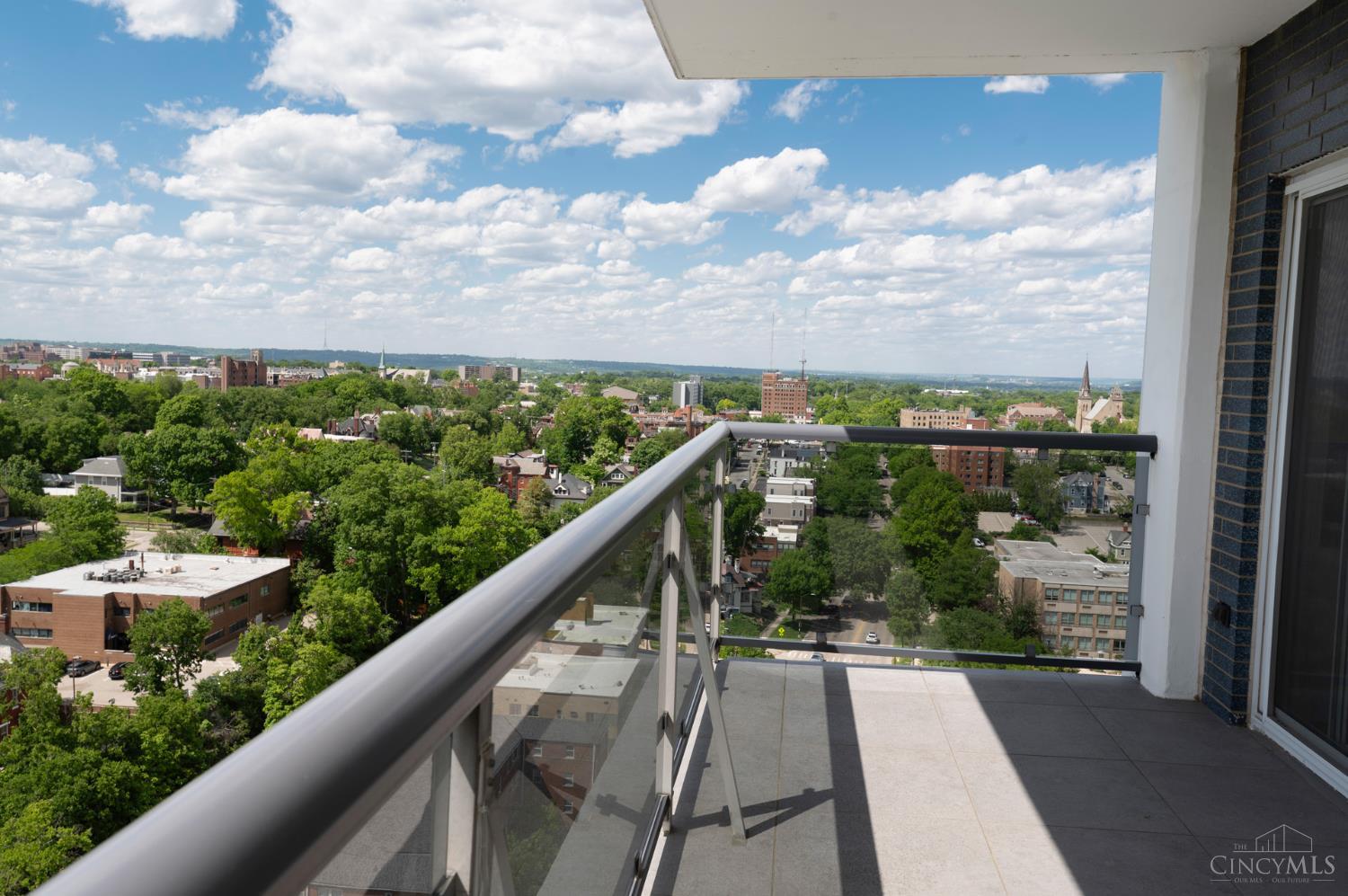 2200 Victory Parkway 2307