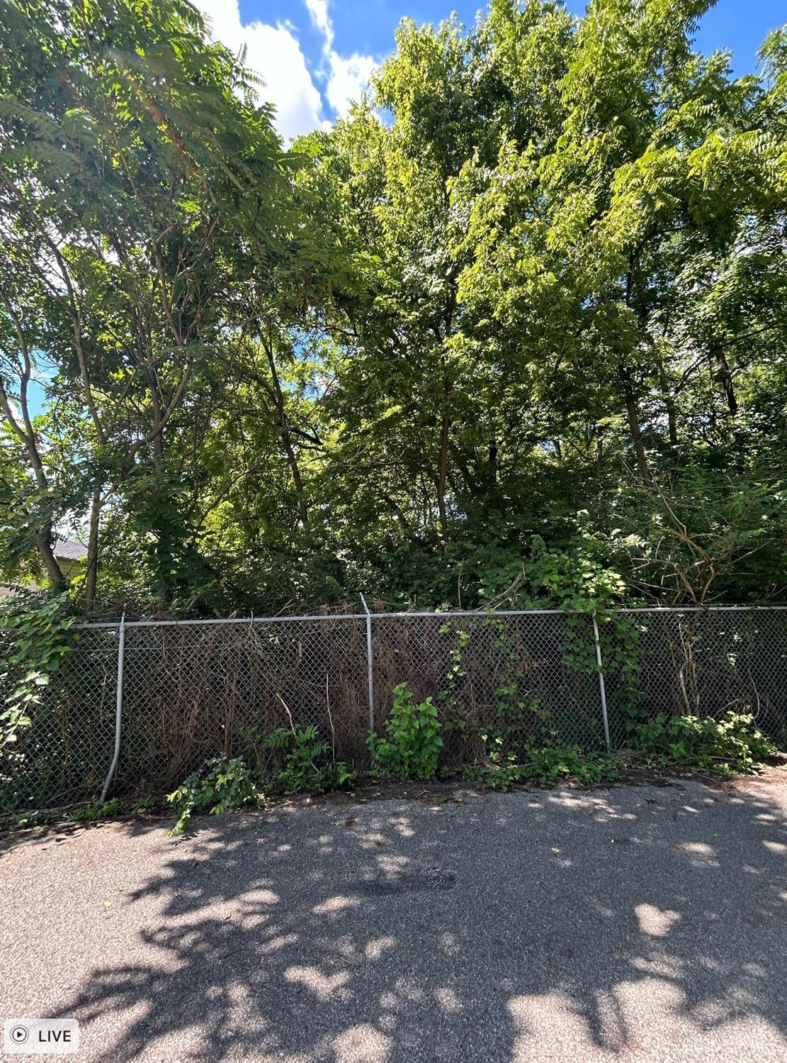 635 Manitou Street