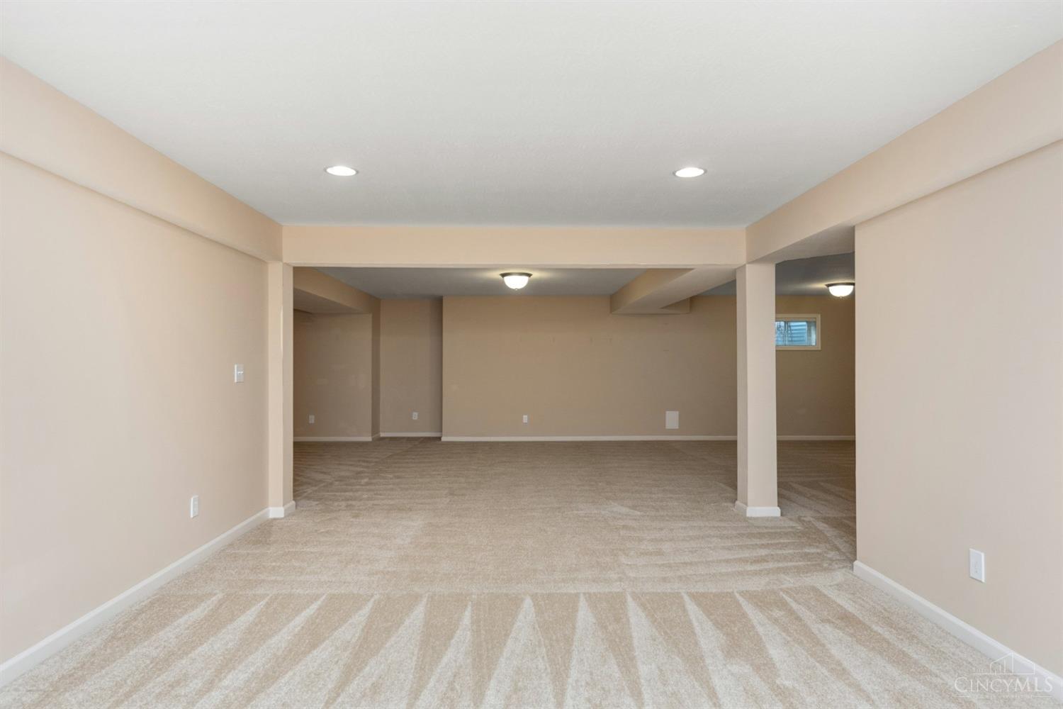 1114 Sparrowwood Boulevard, Union Twp, Ohio image 26