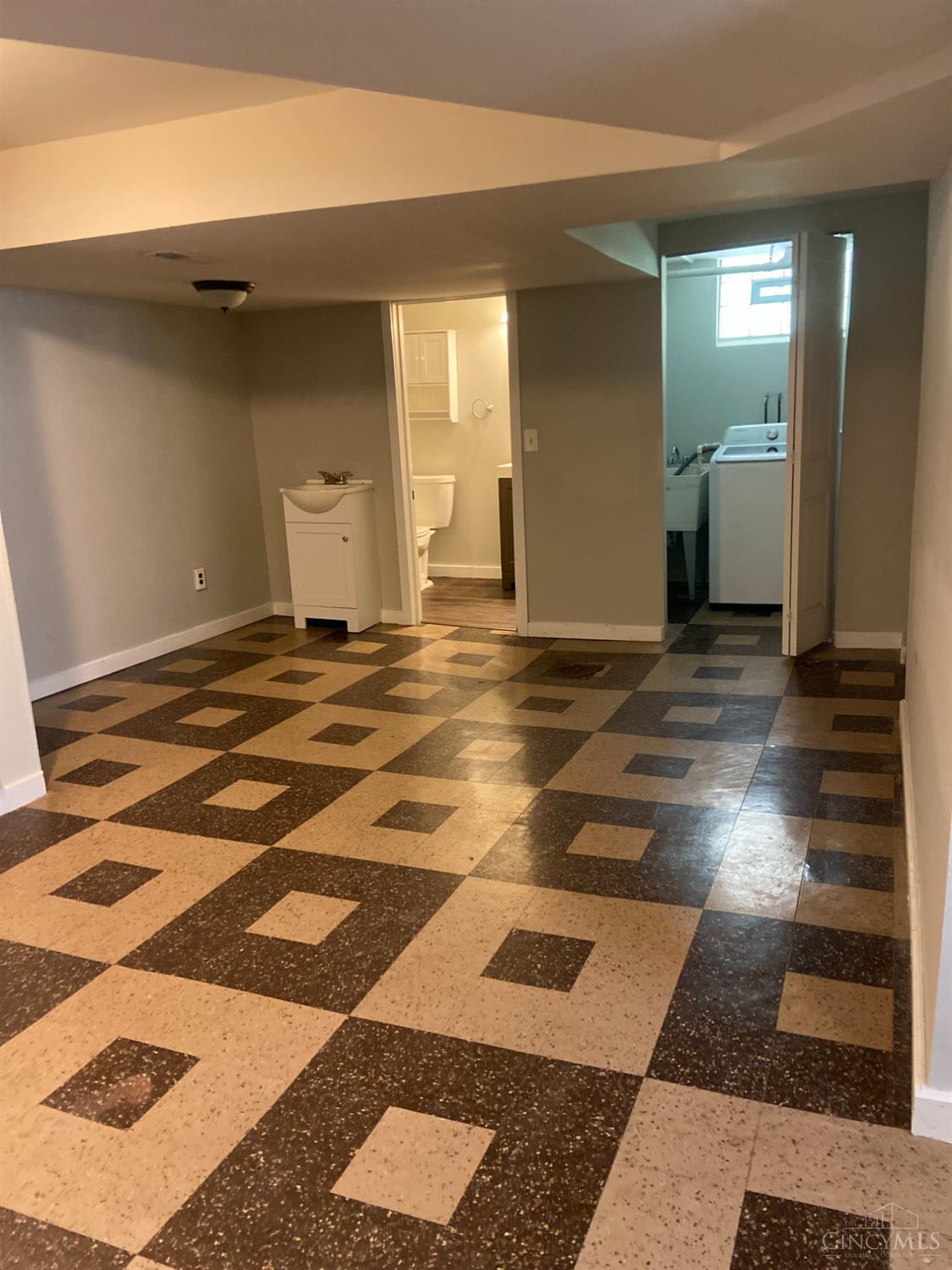 5523 Lester Road, Cincinnati, Ohio image 31
