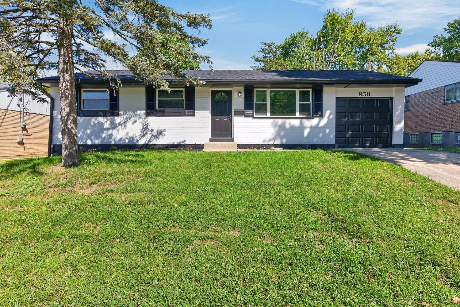 958 Goodhue Circle