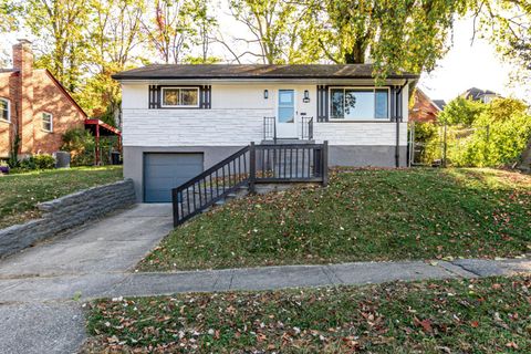 Photo of 4222 Georgia Avenue, Cincinnati, OH 45223 (MLS # 1863103)