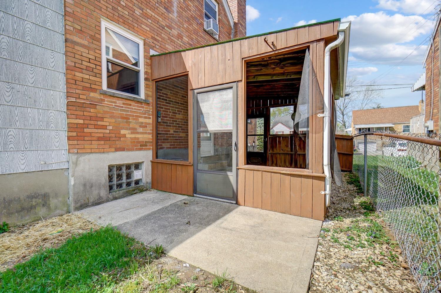 8352 Lyness Drive, Colerain Twp, Ohio image 36