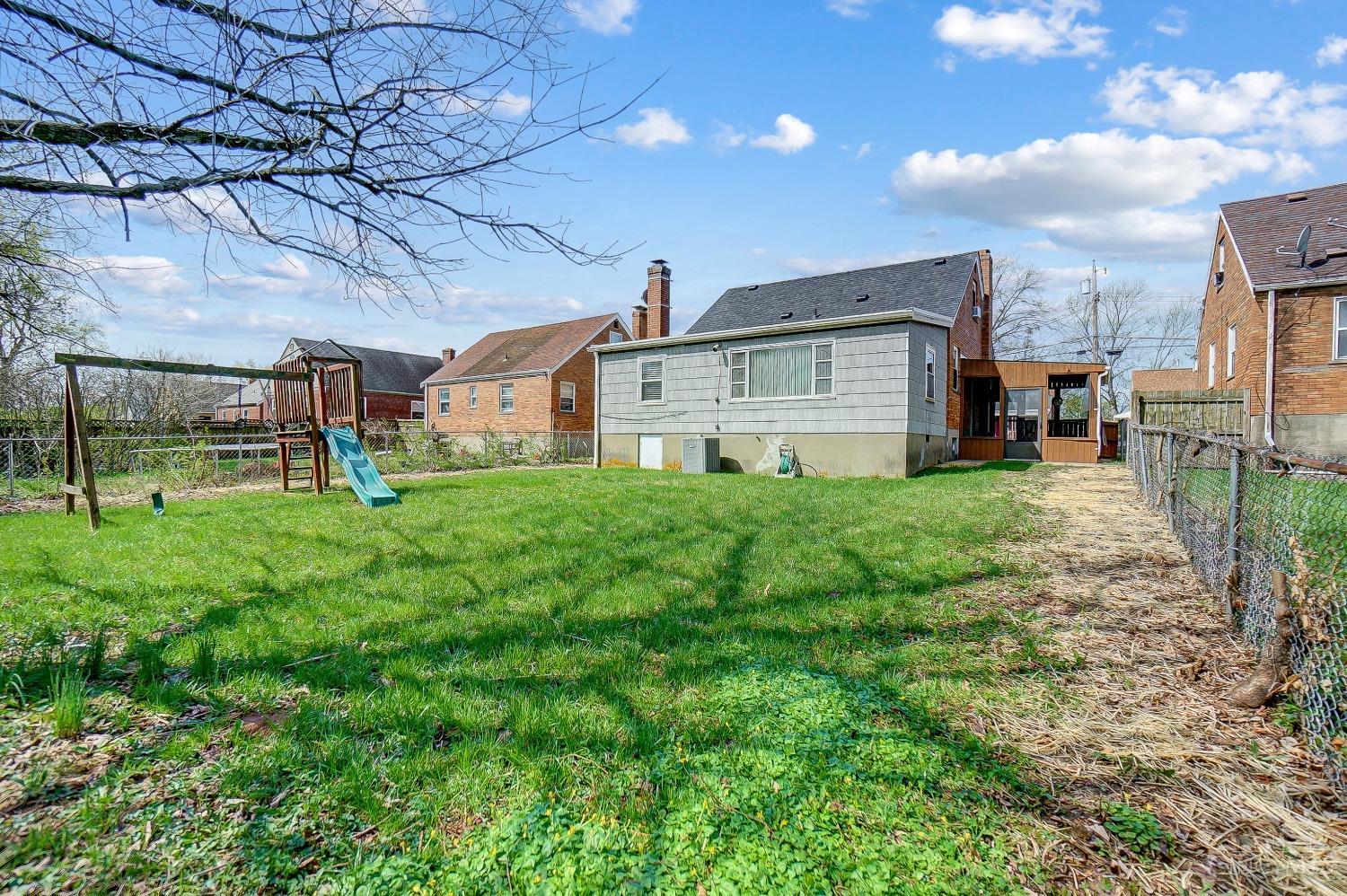 8352 Lyness Drive, Colerain Twp, Ohio image 35