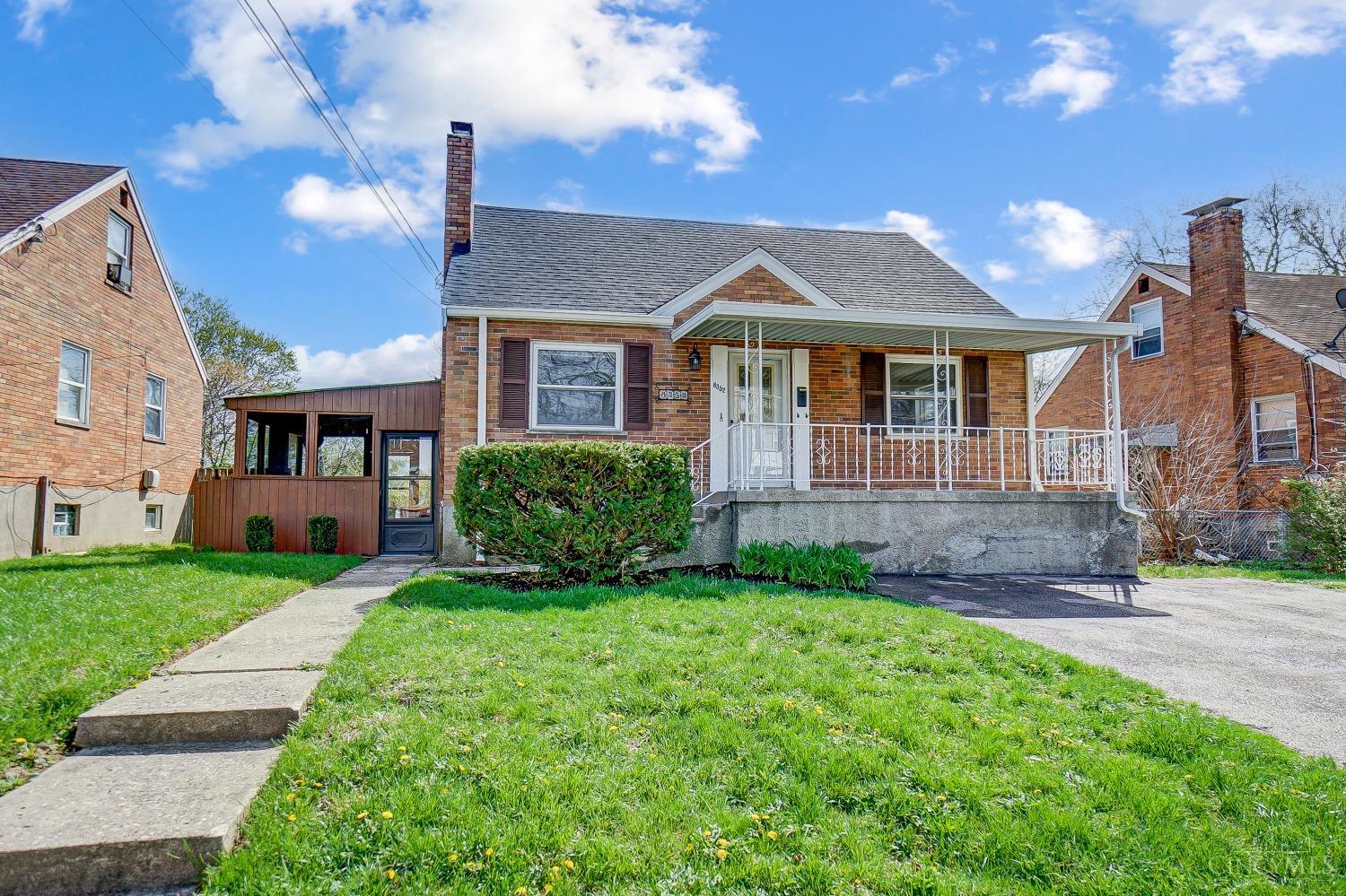 8352 Lyness Drive, Colerain Twp, Ohio image 2