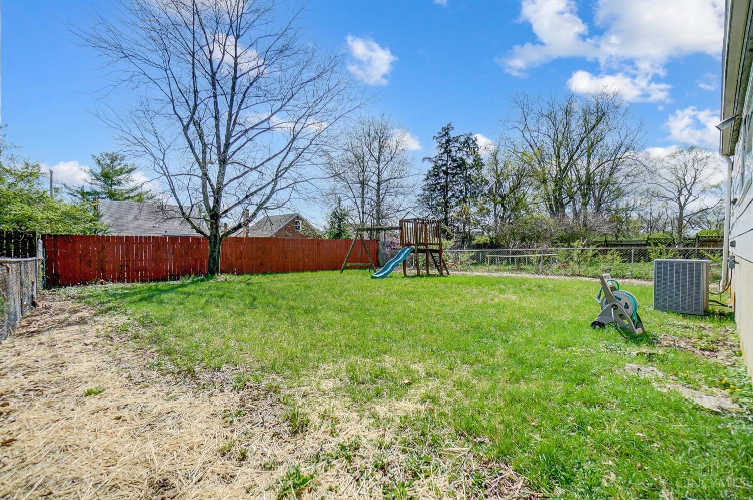 8352 Lyness Drive, Colerain Twp, Ohio image 40