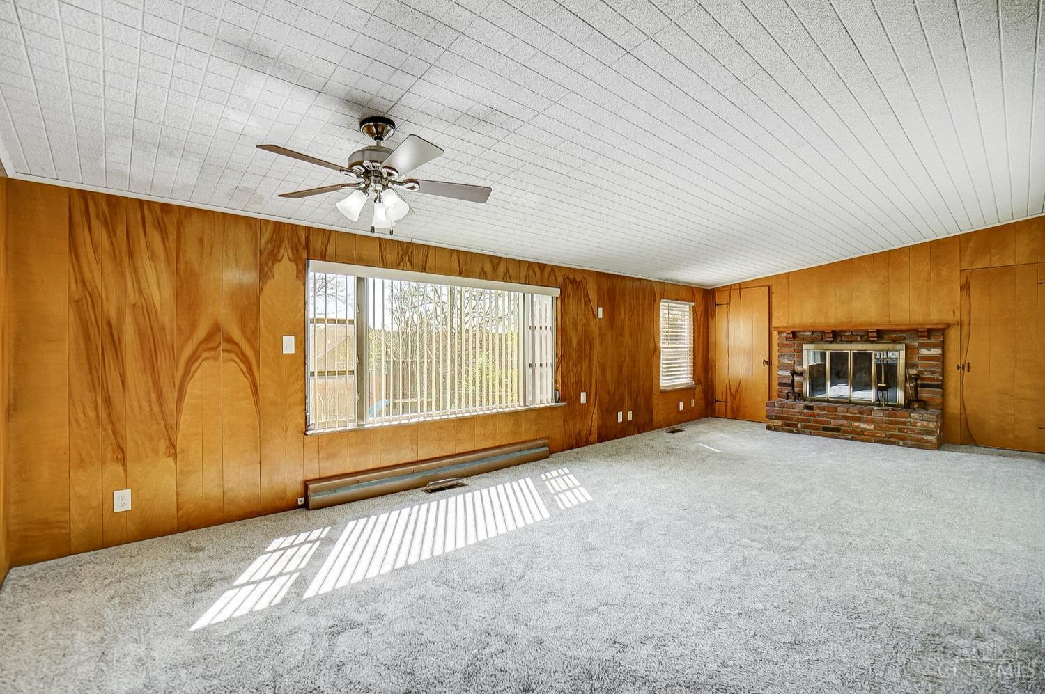 8352 Lyness Drive, Colerain Twp, Ohio image 13
