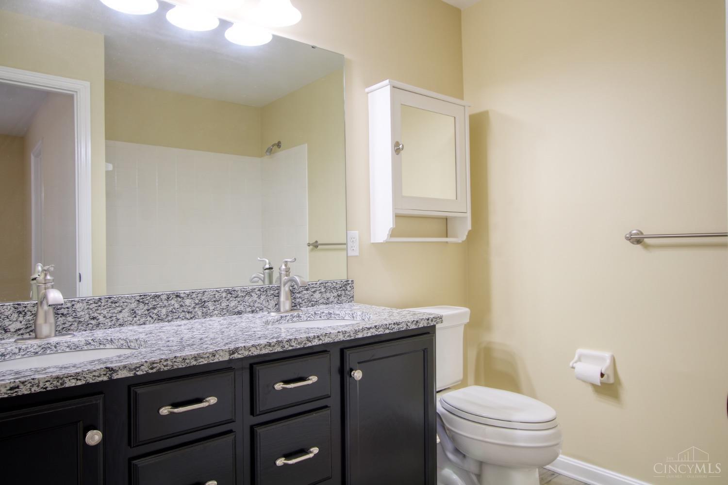 8155 Witts Meadow Lane #32, Anderson Twp, Ohio image 17