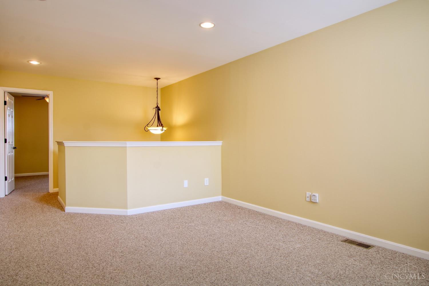 8155 Witts Meadow Lane #32, Anderson Twp, Ohio image 12