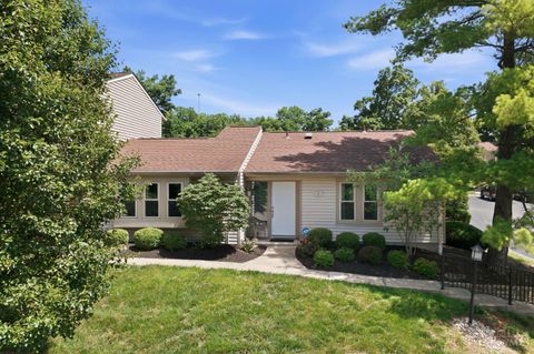 Condo For Sale - 2 Boxwood Court<br/> Cincinnati, OH 45246