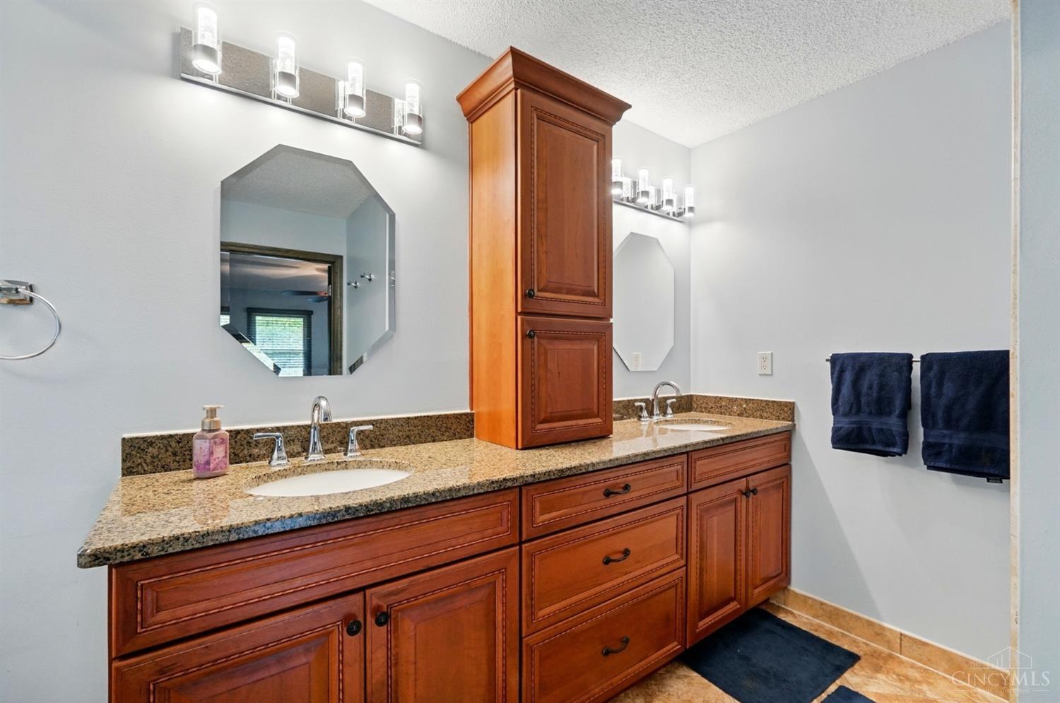 1270 Bruton Parish Way, Fairfield, Ohio image 32