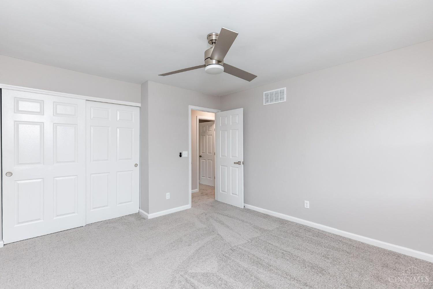 12092 Village Woods Drive, Sharonville, Ohio image 30