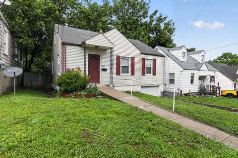 Homes For Sale - 1866 Ashbrook Drive<br/> Hamilton County, Cincinnati, OH 45238