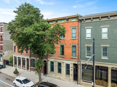 Photo of 1418 Race Street #4, Cincinnati, OH 45202 (MLS # 1855527)